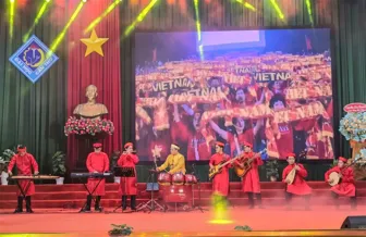 “Văn hóa, xã hội và nhân văn hướng đến phát triển bền vững”