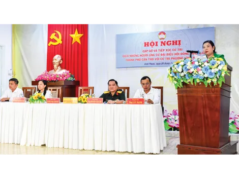 Lá phiếu của niềm tin và kỳ vọng