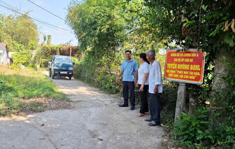 គំរូ​លេច​ធ្លោ​ក្នុង​ការ​កសាង​ជន​បទ​ថ្មី