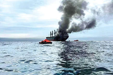 Mỹ khó lập liên minh hộ tống tàu đi qua eo biển Hormuz