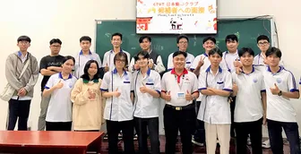 Hỗ trợ học sinh, sinh viên nâng cao năng lực ngoại ngữ