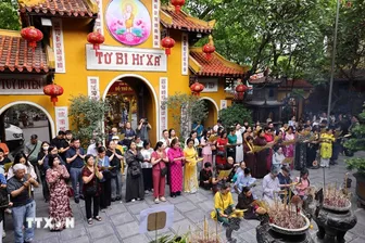 Tự do tôn giáo ở Việt Nam - Những con số không biết dối lừa