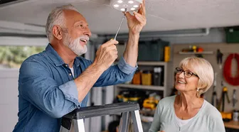 Xu hướng “sống tại chỗ khi về già” ở Mỹ