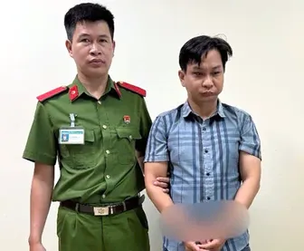 Bắt tạm giam đối tượng dùng giấy tờ giả để lừa đảo