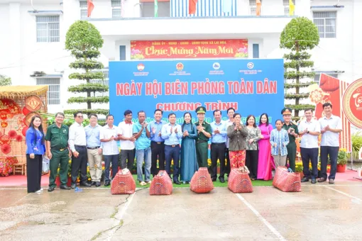 Thế trận lòng dân giữ bình yên vùng biển