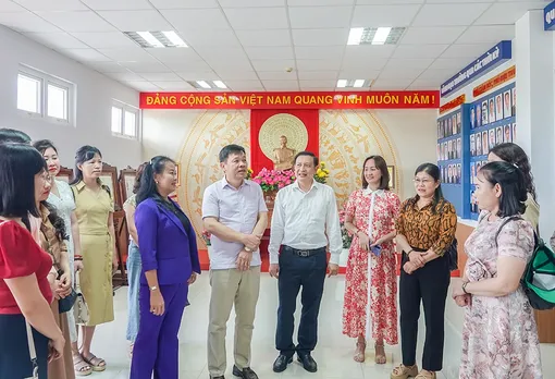 Trường Chính trị tỉnh Điện Biên nghiên cứu thực tế, trao đổi kinh nghiệm tại TP Cần Thơ