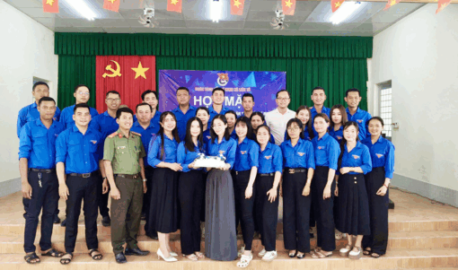 យុវ​វ័យ​កឹង​ធើ​ផុស​ផុល​សកម្ម​ភាព​អំ​ណរ​ទិវា ២៦ ខែ​មីនា