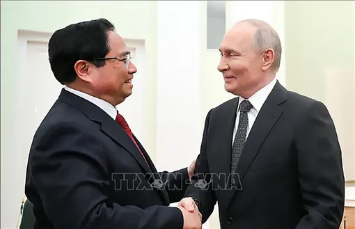 Thủ tướng Phạm Minh Chính hội kiến Tổng thống Nga Putin