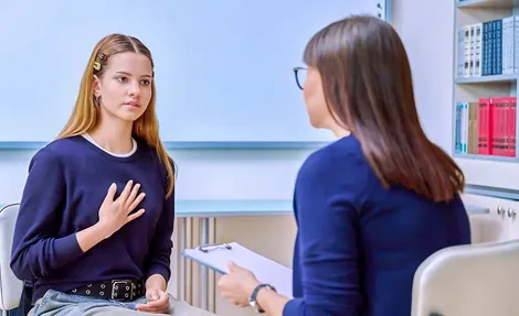 Ngăn sinh viên lạm dụng AI, đại học Mỹ chuyển sang thi vấn đáp