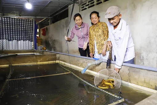 ឥណ​ទាន​គោល​នយោ​បាយ ជំ​នួយ​ជន​រួម​ជាតិ​ខ្មែរ​ឈាន​ឡើង