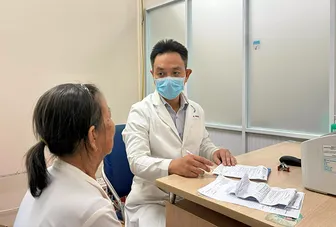 Chú ý sức khỏe tâm thần của người cao tuổi