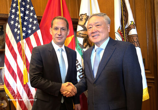 Vietnam seeks San Francisco support for international financial centre