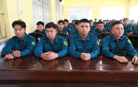 Ban Chỉ huy Phòng thủ khu vực 1 - Thới Lai tập huấn cán bộ dân quân tự vệ năm 2026