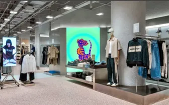 Ngành công nghiệp thời trang Nam Á gặp khó