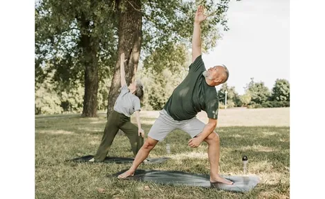 Tập yoga giúp cải thiện rối loạn giấc ngủ