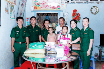 ឆ្ពោះ​មក​ប្រ​ជា​ជន​តំ​បន់​ព្រំ​ដែន​សមុទ្រ