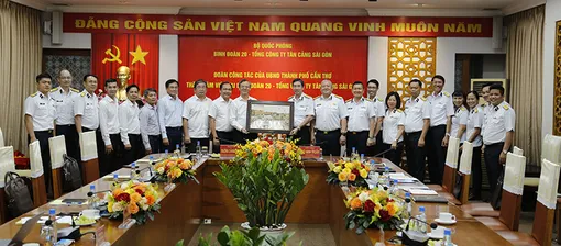 Thắt chặt quan hệ hợp tác đầu tư giữa TP Cần Thơ và Tổng Công ty Tân Cảng Sài Gòn