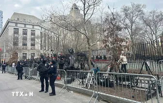 Tòa án Mỹ chặn lệnh cắt ngân sách cho hai cơ quan truyền thông công cộng