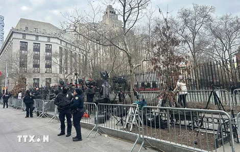 Tòa án Mỹ chặn lệnh cắt ngân sách cho hai cơ quan truyền thông công cộng