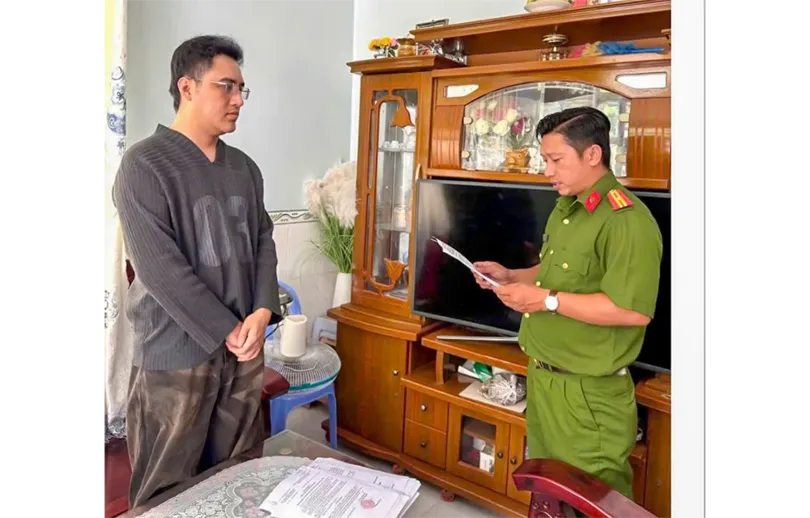 Bắt nhân viên tín dụng ngân hàng lừa đảo chiếm đoạt hơn 20 tỉ đồng