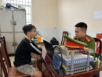 Công an xã An Thạnh tạm giữ đối tượng chém người