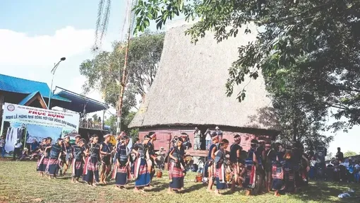 Bài 2: Khẳng định vị thế trong không gian văn hóa toàn cầu