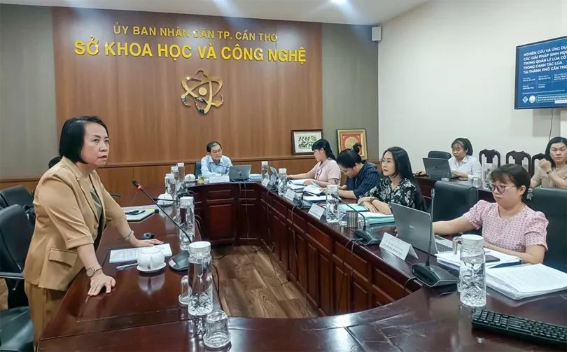 Nghiên cứu và ứng dụng các giải pháp sinh học trong quản lý lúa cỏ tại TP Cần Thơ