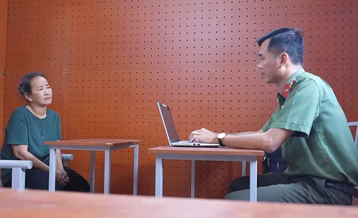 Bắt đối tượng trong đường dây tổ chức đưa tàu cá và ngư dân khai thác hải sản trái phép