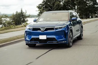 VinFast VF 9: “Vệ sĩ” an toàn bậc nhất thị trường cho giới thành đạt