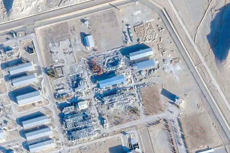 Rủi ro nếu Mỹ thu giữ uranium của Iran