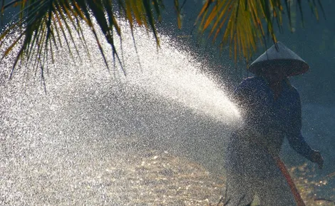 Nắng nóng gay gắt bao trùm TP Hồ Chí Minh và Nam Bộ trong tháng 4