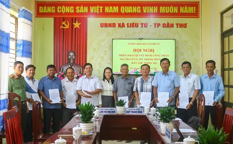 Công nhận 8 cá nhân là Người có uy tín trong đồng bào dân tộc thiểu số