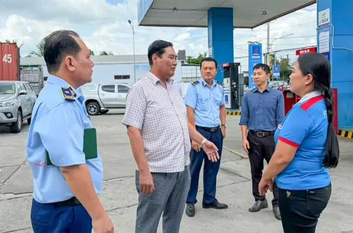 Tăng cường kiểm tra, xử lý nghiêm các hành vi vi phạm trong kinh doanh, vận chuyển xăng dầu