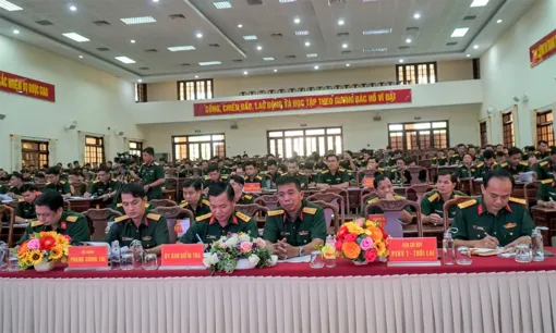 Rút kinh nghiệm nhiệm vụ huấn luyện, xây dựng chính quy, quản lý kỷ luật