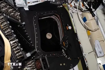 Phi hành đoàn Artemis II trở về sau chuyến bay lịch sử quanh Mặt trăng