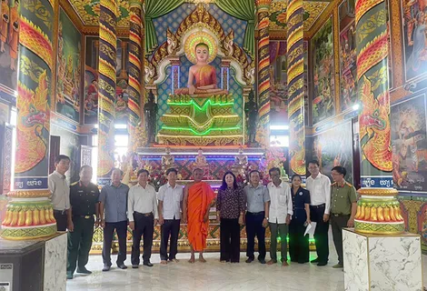 Chúc Tết Chôl Chnăm Thmây các chùa ở xã Lai Hòa, Vĩnh Hải, Thạnh Thới An