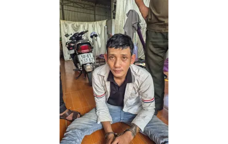 Công an phường Phú Lợi bắt đối tượng truy nã Bi "Chích chòe"