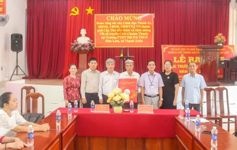 Thăm, chúc Tết cổ truyền Chôl Chnăm Thmây tại xã Thạnh Xuân