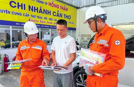 Chủ động các phương án đảm bảo cung ứng, tiết kiệm điện mùa nắng nóng