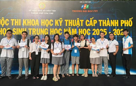 Phát triển năng lực số cho học sinh