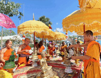 ទំនៀម​និង​អត្ថ​ន័យ​នៃ​ពិធី​ពូន​ភ្នំ​ខ្សាច់​