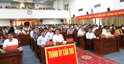 នាំ​យក​សេចក្តី​សម្រេច​ចិត្ត​មហា​សន្និ​បាត លើក​ទី​១៤ របស់​បក្ស​ទៅ​ក្នុង​ជីវ​ភាព​