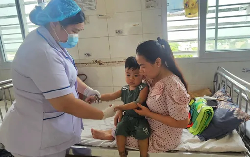 Dịch bệnh vào chu kỳ cao điểm sớm: Cần Thơ kích hoạt kịch bản ứng phó