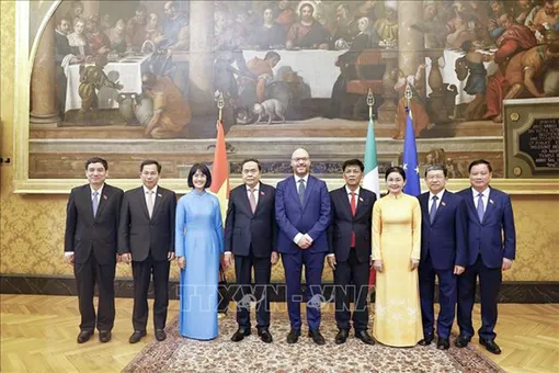 Chủ tịch Quốc hội Trần Thanh Mẫn hội đàm với Chủ tịch Hạ viện Ý