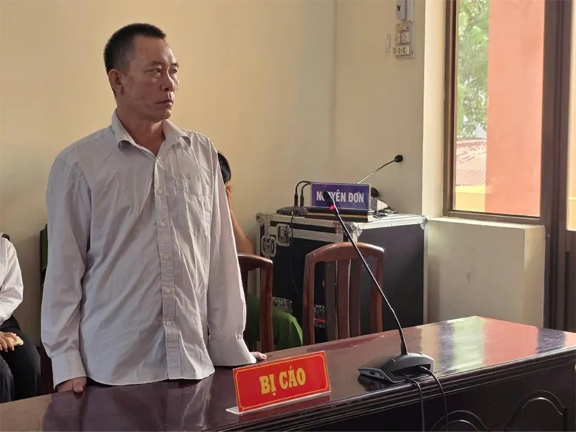 Tổ chức cho 16 ngư dân xuất cảnh trái phép, thuyền trưởng lãnh 7 năm tù