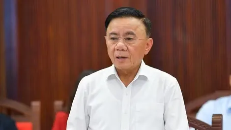 Kết luận của Bộ Chính trị về đề án nghiên cứu xây dựng chế định luật sư công