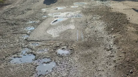 Đường xuống cấp, tiềm ẩn tai nạn