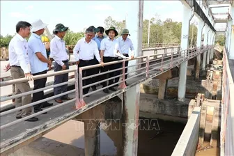 Khẩn trương xử lý sạt lở tại cống Vĩnh Kim