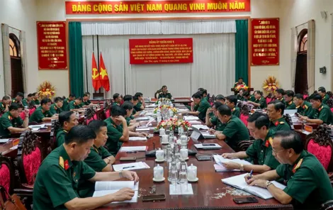 Xây dựng Đảng, xây dựng lực lượng vũ trang Quân khu 9 vững mạnh về chính trị, tư tưởng, tổ chức và đạo đức​