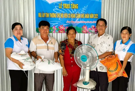 Hết lòng vì hội viên, phụ nữ